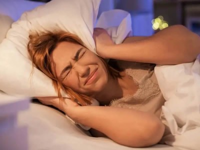 中医脚穴位按摩法可很快治好失眠症