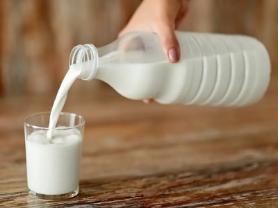 晚上喝牛奶减肥还是增肥